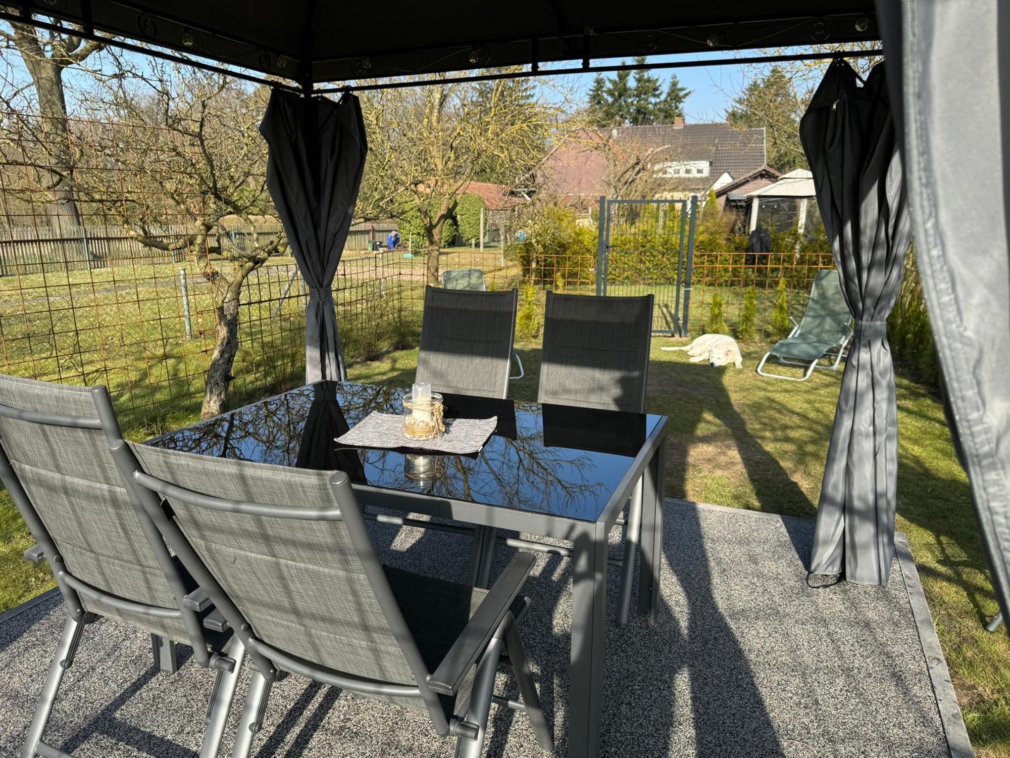 Ferienwohnung Am See Dillich - Eigener Garten - Ruhige Lage - Natur Vor Der Haustuer Borken  ภายนอก รูปภาพ